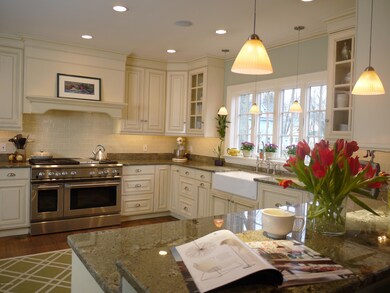 12 Randolph Place, Cos Cob, CT 06807 - photo 3