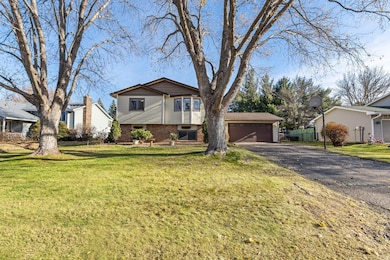 10908 Maryland Ave N, Champlin, MN 55316 - photo 3