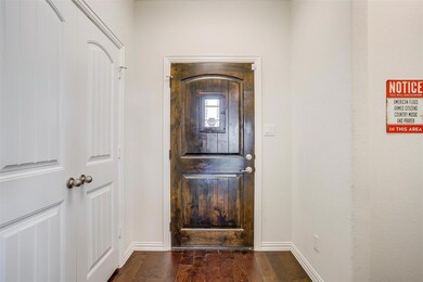 805 Holbrook Rd, Springtown, TX 76082 - photo 4