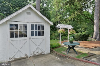 227 Lakeview Dr, Collingswood, NJ 08108 - photo 6