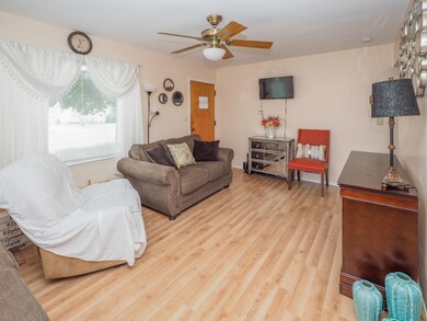 1232 West Territorial Rd-104
