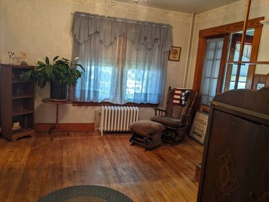 105 Warren St, Fitchburg, MA 01420 - photo 3