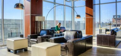 8th Floor Resident Lounge
