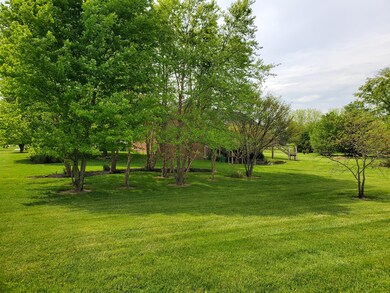 104 Locust Grove Dr, Georgetown, KY 40324 - photo 5