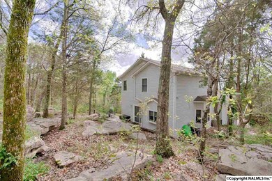 553 SE Farmingdale Road, Huntsville, AL 35803