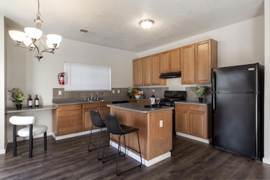 10828 Mcmichael Ln SW, Albuquerque, NM 87121 - photo 6
