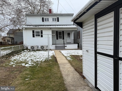 131 & 131 1/2 W King St, Shippensburg, PA 17257 - photo 2