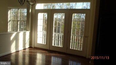 3694 Stonewall Manor Dr, Triangle, VA 22172 - photo 7