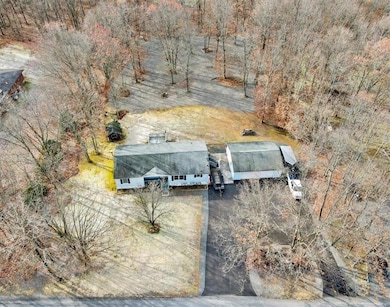 173 Shenkel Rd, Effort, PA 18330 - photo 2