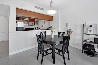 1800 Club unit 4106, Miami, FL 33132 - photo 6