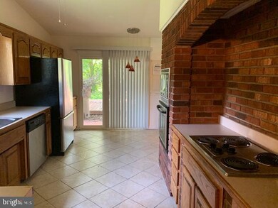 2060 Aquia Dr, Stafford, VA 22554 - photo 4