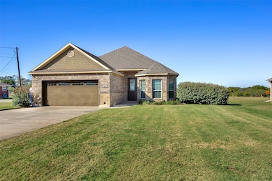 627 Bois d Arc St, Whitesboro, TX 76273 - photo 3