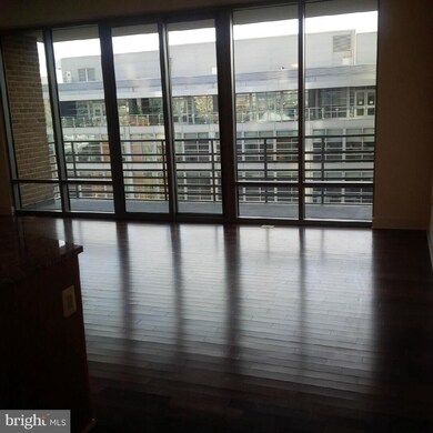 The Vue, Baltimore, MD 21202 - photo 2