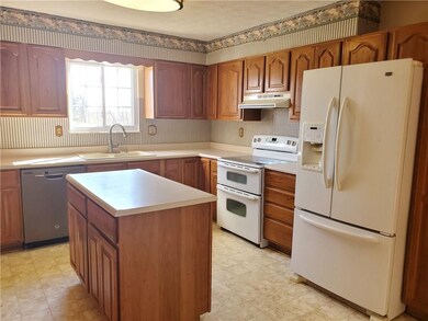 4021 E Us Highway 52, Rushville, IN 46173 - photo 5