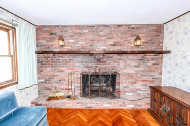 403 Ridgehill Rd, Schenectady, NY 12303 - photo 4