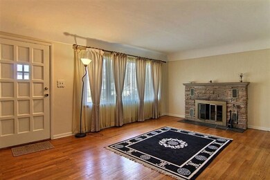 3310 Garfield Ave, Highland, IN 46322 - photo 5