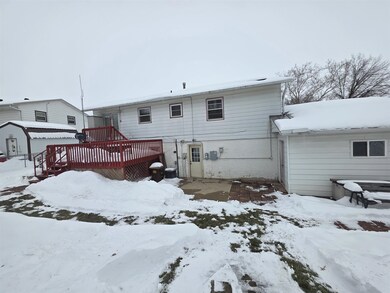 1841 W Revere St, Freeport, IL 61032 - photo 5