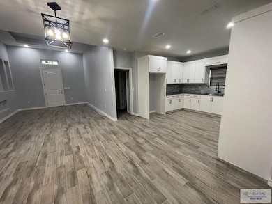 37811 Vineyard Dr, Brownsville, TX 78526 - photo 6