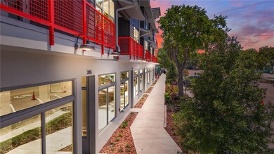 17 29th St N, St. Petersburg, FL 33713 - photo 2