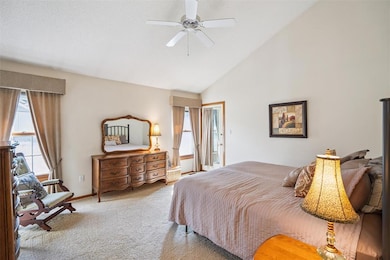 8112 Cobblestone Rd, Urbandale, IA 50322 - photo 6