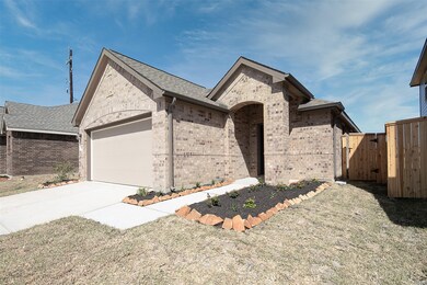 18478 Running Shadow Ct, Hockley, TX 77447 - photo 2