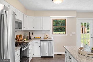 2147 Shawn Dr, Middletown, VA 22645 - photo 6