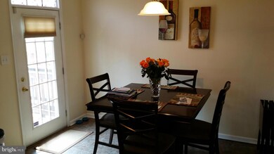 20858 Shamrock Glen Cir, Germantown, MD 20874 - photo 5