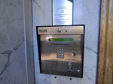 122 Riverway unit 5, Boston, MA 02215 - photo 3