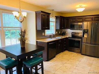 5524 Mulberry Dr, Hopewell, VA 23860 - photo 7