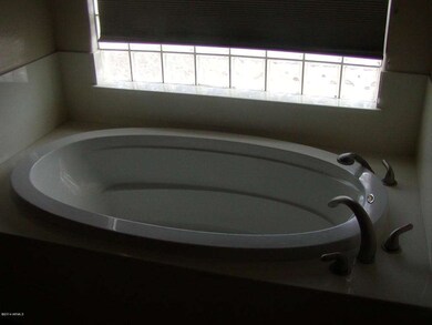 10709 E Hillview St, Mesa, AZ 85207 - photo 3