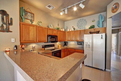 7 - Kitchen