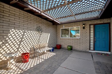 Front Seating Area