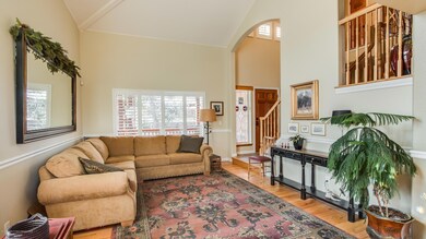 009_Living Room