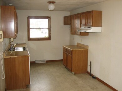 27 1/2 City View Pkwy, Johnston, RI 02919 - photo 3