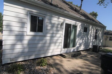 3321 H Ave NW, Cedar Rapids, IA 52405 - photo 3