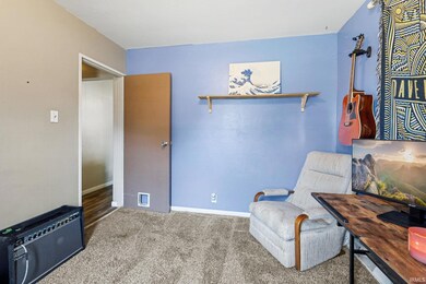 2300 E Sharon Dr, Muncie, IN 47302 - photo 5