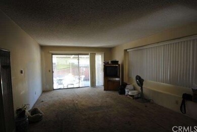 UNIT A LIVING ROOM
