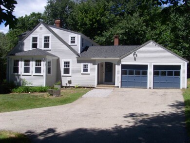 339 N Pembroke Rd, Pembroke, NH 03275 - photo 3