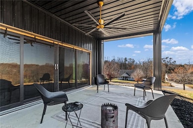 210 Meadow Stone Ln, Mount Airy, NC 27030 - photo 7