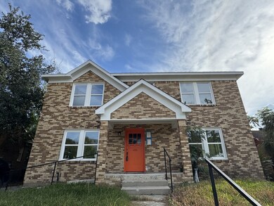 1235 W Gray St unit 3, Houston, TX 77019 - photo 2