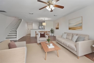 1719 Redwing Pines Dr, Houston, TX 77009 - photo 2