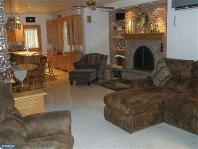 1413 N 14th St, Reading, PA 19604 - photo 6