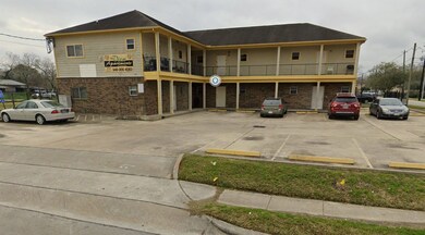 4721 Yellowstone Blvd, Houston, TX 77021 - photo 4