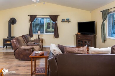 Living Room_DMD_3746-SMALL