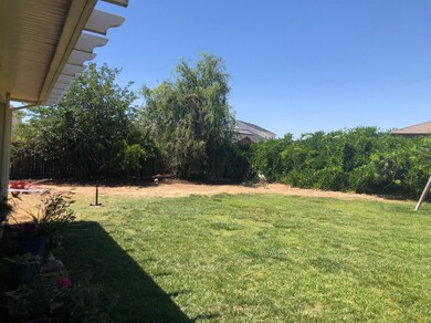 6268 E Dayton Ave, Fresno, CA 93727 - photo 3