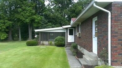 3484 Lanark Rd, Coopersburg, PA 18036 - photo 4