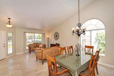 5293 W Dublin Ln Chandler AZ-large-004-3