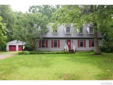 A great sized yard, in both the front and rear