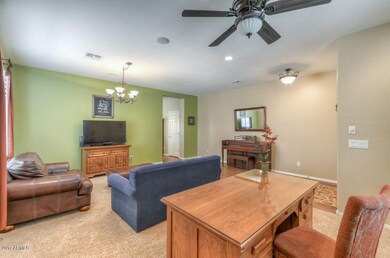 Living Room (3)-SMALL
