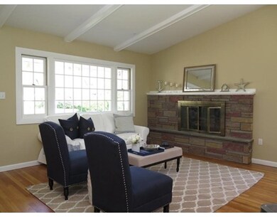 70 Rockland St, South Dartmouth, MA 02748 - photo 6